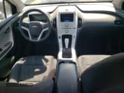 ✅ 2013 Chevrolet Volt • VIN: 1G1RA6E48DU143126 • Lot: 55509364. Wystawiony na Copart z przebiegiem 101 926 mil. Bezpłatny archiwum sprzedaży aukcyjnych z USA i szczegółowy raport historii pojazdu na DreamBid. Zdjęcie 8.