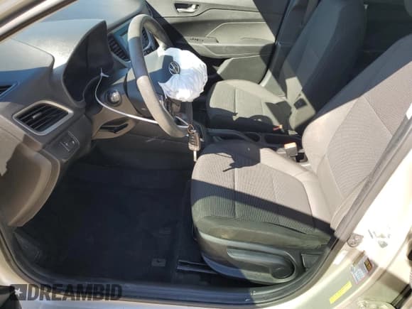 ✅ 2019 Hyundai Accent SE • VIN: 3KPC24A38KE064787 • Лот: 45589065. Опубликован ранее на Copart с пробегом 34 357 миль. Бесплатный доступ к архиву аукционных продаж из США и подробный отчёт об истории автомобиля на DreamBid. Изображение 7.