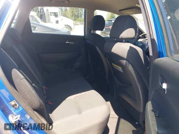 2010 Hyundai Elantra SE z VIN KMHDC8AE1AU051420, wystawiony jako IAAI lot #42369711 z przebiegiem 123 223 mil mil oraz . Historia ofert i sprzedaży dostępna na DreamBid. Obrazek 8.