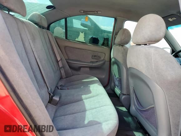 ✅ 2004 Hyundai Elantra GLS • VIN: KMHDN46D94U916934 • Lot: 91681385. Listed on Copart with 180,232 mi. Free auction sales archive from the USA and detailed vehicle history report at DreamBid. Image 10.