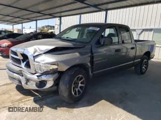 ✅ 2005 Dodge 1500 SLT • VIN: 1D7HA18N75J537817 • Лот: 70058955. Опубликован ранее на Copart с пробегом 221 938 миль. Бесплатный доступ к архиву аукционных продаж из США и подробный отчёт об истории автомобиля на DreamBid. Изображение 1.