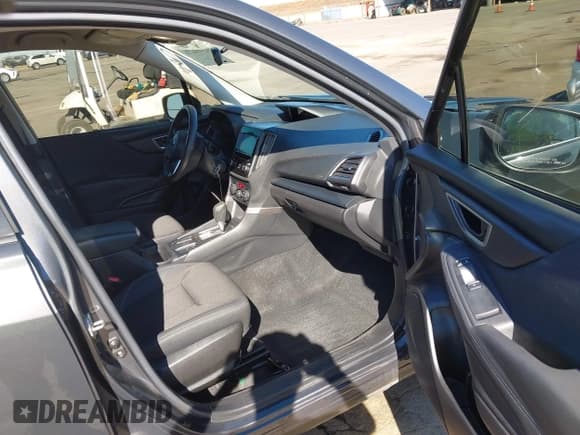 ✅ 2020 Subaru Forester • VIN: JF2SKADC0LH570374 • Lot: 43492276. Listed on IAAI with 54,112 mi. Free auction sales archive from the USA and detailed vehicle history report at DreamBid. Image 5.