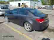 2015 Chevrolet Cruze LT z VIN 1G1PC5SB7F7152903, wystawiony jako IAAI lot #43446918 z przebiegiem 116 162 mil mil oraz . Historia ofert i sprzedaży dostępna na DreamBid. Obrazek 3.