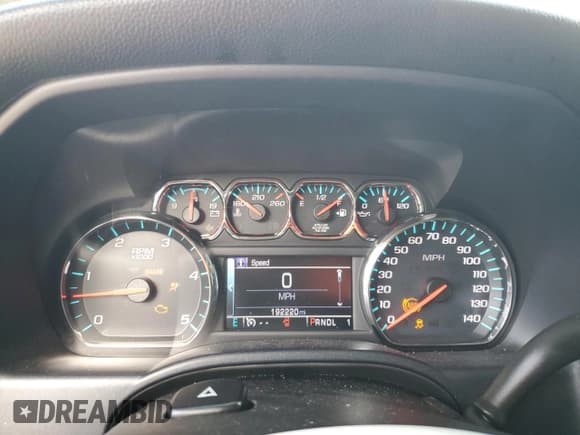 ✅ 2017 Chevrolet Silverado 2500HD LT • VIN: 1GC1KVEY3HF184482 • Lot: 66551685. Wystawiony na Copart z przebiegiem 192 220 mil. Bezpłatny archiwum sprzedaży aukcyjnych z USA i szczegółowy raport historii pojazdu na DreamBid. Zdjęcie 9.