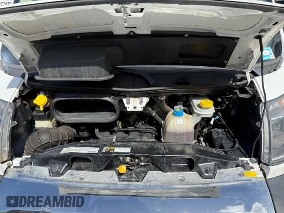 ✅ 2019 Ram ProMaster • VIN: 3C7WRVKG2KE512637 • Лот: 88807735. Опубликован ранее на Copart с пробегом 71 332 миль. Бесплатный доступ к архиву аукционных продаж из США и подробный отчёт об истории автомобиля на DreamBid. Изображение 7.