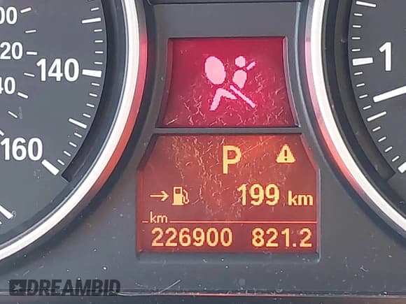 ✅ 2011 BMW 3 Series 328i • VIN: WBAPH7G57BNN05019 • Lot: 43758435. Listed on IAAI with 226,900 mi. Free auction sales archive from the USA and detailed vehicle history report at DreamBid. Image 15.