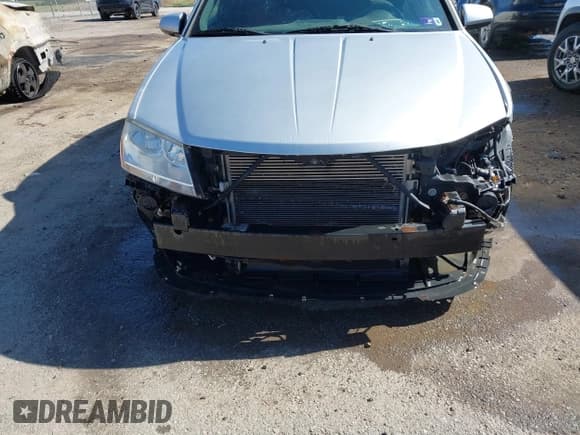 ✅ 2011 Dodge Avenger Heat • VIN: 1B3BD1FG5BN513212 • Lot: 37762927. Wystawiony na IAAI z przebiegiem 169 575 mil. Bezpłatny archiwum sprzedaży aukcyjnych z USA i szczegółowy raport historii pojazdu na DreamBid. Zdjęcie 6.