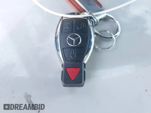 ✅ 2013 Mercedes-Benz M 350 • VIN: 4JGDA5JB6DA218614 • Lot: 43577680. Wystawiony na IAAI z przebiegiem 105 234 mil. Bezpłatny archiwum sprzedaży aukcyjnych z USA i szczegółowy raport historii pojazdu na DreamBid. Zdjęcie 11.