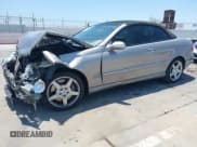 ✅ 2007 Mercedes-Benz CLK 550 • VIN: WDBTK72F47F222161 • Лот: 42620771. Опубликован ранее на IAAI с пробегом 34 061 миль. Бесплатный доступ к архиву аукционных продаж из США и подробный отчёт об истории автомобиля на DreamBid. Изображение 2.