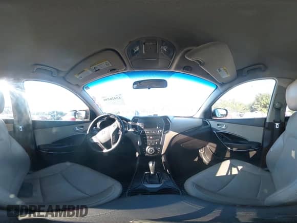 2017 Hyundai Santa Fe 2.4L z VIN 5XYZTDLB1HG468229, wystawiony jako IAAI lot #43426246 z przebiegiem 282 283 mil mil oraz . Historia ofert i sprzedaży dostępna na DreamBid. Obrazek 21.