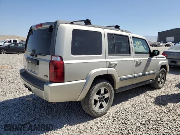 ✅ 2008 Jeep Commander Sport • VIN: 1J8HG48N58C185896 • Lot: 61500035. Wystawiony na Copart z przebiegiem 195 683 mil. Bezpłatny archiwum sprzedaży aukcyjnych z USA i szczegółowy raport historii pojazdu na DreamBid. Zdjęcie 3.
