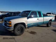 ✅ 1995 GMC Sierra 2500 • VIN: 1GTGC29K8SE547576 • Лот: 87933745. Опубликован ранее на Copart с пробегом 256 311 миль. Бесплатный доступ к архиву аукционных продаж из США и подробный отчёт об истории автомобиля на DreamBid. Изображение 1.