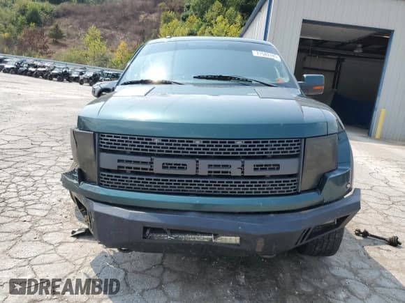 ✅ 2010 Ford F-150 SVT Raptor • VIN: 1FTEX1E61AFC92972 • Лот: 71589785. Опубликован ранее на Copart с пробегом 231 053 миль. Бесплатный доступ к архиву аукционных продаж из США и подробный отчёт об истории автомобиля на DreamBid. Изображение 5.