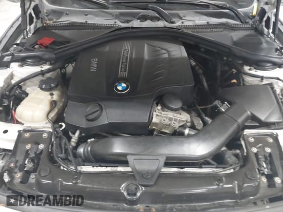 ✅ 2014 BMW 4 Series 435i xDrive • VIN: WBA3R5C54EK186187 • Лот: 42248064. Опубликован ранее на IAAI с пробегом 73 532 миль. Бесплатный доступ к архиву аукционных продаж из США и подробный отчёт об истории автомобиля на DreamBid. Изображение 10.