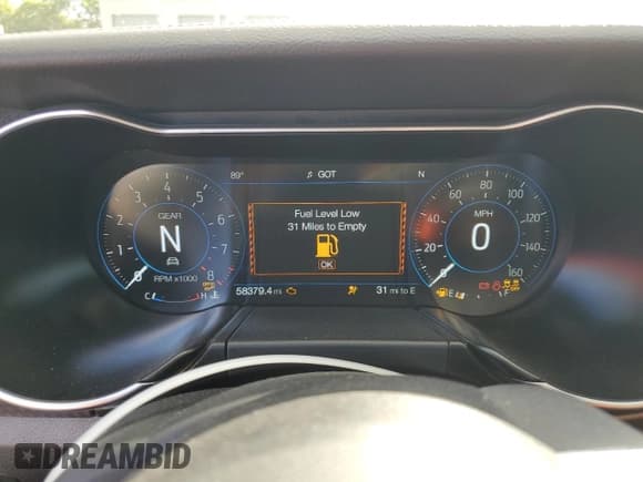 ✅ 2020 Ford Mustang GT • VIN: 1FA6P8CF4L5108087 • Lot: 82426335. Wystawiony na Copart z przebiegiem 58 379 mil. Bezpłatny archiwum sprzedaży aukcyjnych z USA i szczegółowy raport historii pojazdu na DreamBid. Zdjęcie 9.