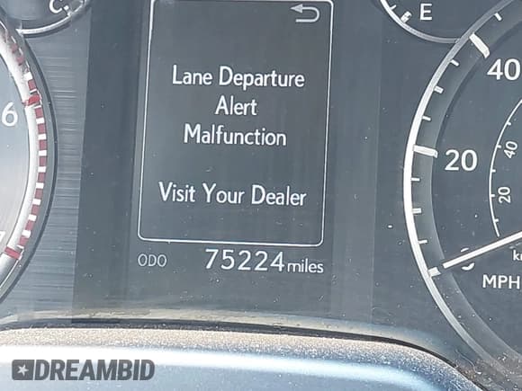 ✅ 2020 Lexus GX 460 Premium • VIN: JTJAM7BX8L5266401 • Lot: 42925610. Wystawiony na IAAI z przebiegiem 75 224 mil. Bezpłatny archiwum sprzedaży aukcyjnych z USA i szczegółowy raport historii pojazdu na DreamBid. Zdjęcie 16.