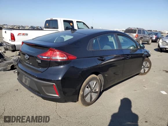 ✅ 2019 Hyundai Ioniq Blue • VIN: KMHC65LC2KU179731 • Lot: 72438184. Wystawiony na Copart z przebiegiem 100 150 mil. Bezpłatny archiwum sprzedaży aukcyjnych z USA i szczegółowy raport historii pojazdu na DreamBid. Zdjęcie 3.