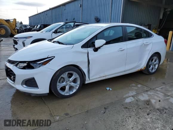✅ 2019 Chevrolet Cruze Premier • VIN: 1G1BF5SM3K7101945 • Lot: 50795055. Wystawiony na Copart z przebiegiem 139 724 mil mil. Skorzystaj z bezpłatnego archiwum sprzedaży aukcyjnych z USA i zobacz szczegółowy raport historii pojazdu na DreamBid. Zdjęcie 1.