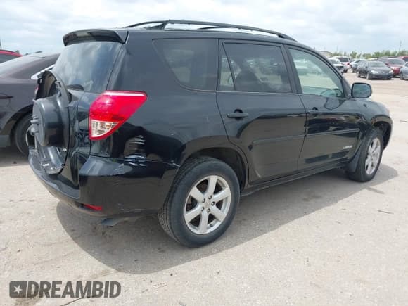 ✅ 2008 Toyota RAV4 Limited • VIN: JTMZK31V486011945 • Лот: 42421736. Опубликован ранее на IAAI с пробегом 164 927 миль. Бесплатный доступ к архиву аукционных продаж из США и подробный отчёт об истории автомобиля на DreamBid. Изображение 4.