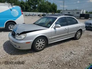 ✅ 2005 Hyundai Sonata GLS • VIN: KMHWF35H15A107497 • Лот: 68921025. Опубликован ранее на Copart с пробегом 117 854 миль. Бесплатный доступ к архиву аукционных продаж из США и подробный отчёт об истории автомобиля на DreamBid. Изображение 1.