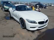 ✅ 2011 BMW Z4 sDrive35is • VIN: WBALM1C56BE393892 • Lot: 42965444. Wystawiony na IAAI z przebiegiem 60 917 mil. Bezpłatny archiwum sprzedaży aukcyjnych z USA i szczegółowy raport historii pojazdu na DreamBid. Zdjęcie 1.