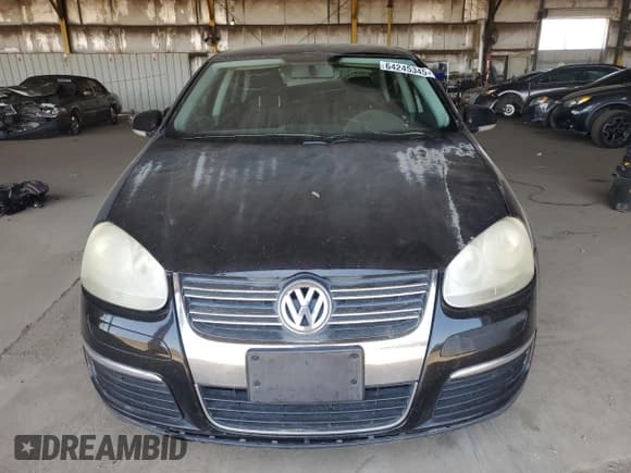 ✅ 2009 Volkswagen Jetta S • VIN: 3VWJZ71K99M153373 • Lot: 64245345. Wystawiony na Copart z przebiegiem 192 419 mil. Bezpłatny archiwum sprzedaży aukcyjnych z USA i szczegółowy raport historii pojazdu na DreamBid. Zdjęcie 5.