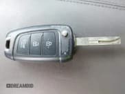 ✅ 2020 Hyundai Santa Fe SE • VIN: 5NMS23AD9LH282178 • Lot: 43377968. Wystawiony na IAAI z przebiegiem 100 742 mil. Bezpłatny archiwum sprzedaży aukcyjnych z USA i szczegółowy raport historii pojazdu na DreamBid. Zdjęcie 11.