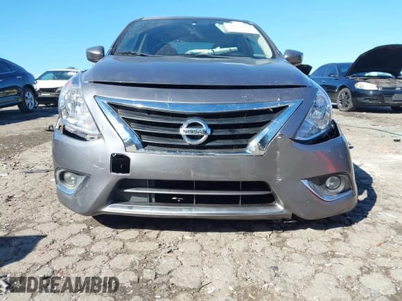 ✅ 2018 Nissan Versa SV • VIN: 3N1CN7AP2JL843031 • Лот: 43451197. Опубликован ранее на IAAI с пробегом 130 179 миль. Бесплатный доступ к архиву аукционных продаж из США и подробный отчёт об истории автомобиля на DreamBid. Изображение 6.