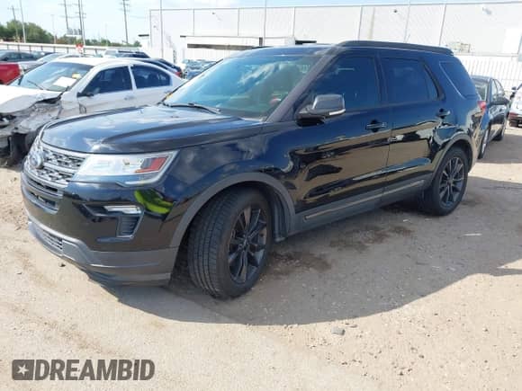 2018 Ford Explorer XLT с VIN 1FM5K7D89JGA52093, выставлен на аукционе IAAI как лот 43351772 с пробегом 87 615 миль миль и . История ставок и продаж доступна на DreamBid. Изображение 18.