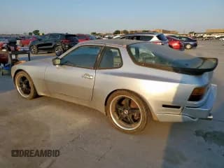 ✅ 1986 Porsche 944 • VIN: WP0AA0959GN151528 • Лот: 53332365. Опубликован ранее на Copart с пробегом 142 459 миль. Бесплатный доступ к архиву аукционных продаж из США и подробный отчёт об истории автомобиля на DreamBid. Изображение 2.