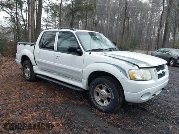 ✅ 2004 Ford Explorer Sport Trac XLS • VIN: 1FMZU77K44UB76622 • Лот: 43887364. Опубликован ранее на IAAI с пробегом 198 890 миль. Бесплатный доступ к архиву аукционных продаж из США и подробный отчёт об истории автомобиля на DreamBid. Изображение 1.