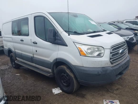 ✅ 2016 Ford Transit Cargo • VIN: 1FTYR1ZM0GKB20142 • Лот: 43922306. Опубликован ранее на IAAI с пробегом 194 766 миль. Бесплатный доступ к архиву аукционных продаж из США и подробный отчёт об истории автомобиля на DreamBid. Изображение 1.