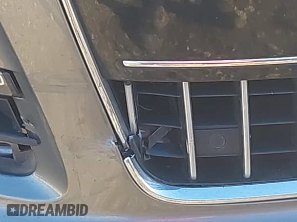 ✅ 2014 Audi Q7 Prestige • VIN: WA1VMAFE7ED004396 • Лот: 43666603. Опубликован ранее на IAAI с пробегом 145 505 миль. Бесплатный доступ к архиву аукционных продаж из США и подробный отчёт об истории автомобиля на DreamBid. Изображение 5.