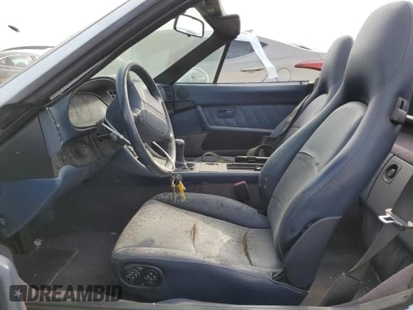 ✅ 1995 Porsche 968 • VIN: WP0CA2961SS840213 • Lot: 75538284. Wystawiony na Copart z przebiegiem 105 904 mil. Bezpłatny archiwum sprzedaży aukcyjnych z USA i szczegółowy raport historii pojazdu na DreamBid. Zdjęcie 7.