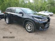 ✅ 2017 Toyota Highlander Limited • VIN: 5TDDZRFH8HS418131 • Lot: 63709865. Listed on Copart with 255,777 mi. Free auction sales archive from the USA and detailed vehicle history report at DreamBid. Image 4.