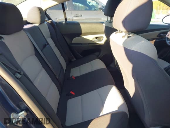 ✅ 2014 Chevrolet Cruze LS • VIN: 1G1PA5SHXE7464206 • Lot: 43599999. Listed on IAAI with 130,122 mi. Free auction sales archive from the USA and detailed vehicle history report at DreamBid. Image 8.