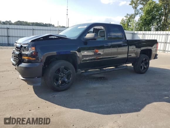 ✅ 2018 Chevrolet Silverado 1500 LS • VIN: 1GCRCNEC5JZ296578 • Лот: 71299995. Опубликован ранее на Copart с пробегом 120 770 миль. Бесплатный доступ к архиву аукционных продаж из США и подробный отчёт об истории автомобиля на DreamBid. Изображение 1.