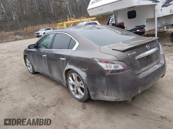 ✅ 2012 Nissan Maxima SV • VIN: 1N4AA5AP7CC838741 • Lot: 43708668. Listed on IAAI with 152,166 mi. Free auction sales archive from the USA and detailed vehicle history report at DreamBid. Image 3.