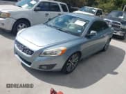 ✅ 2012 Volvo C70 T5 • VIN: YV1672MC6CJ130539 • Лот: 43287159. Опубликован ранее на IAAI с пробегом 174 636 миль. Бесплатный доступ к архиву аукционных продаж из США и подробный отчёт об истории автомобиля на DreamBid. Изображение 2.