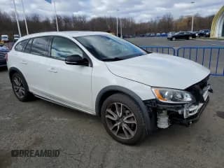 ✅ 2016 Volvo V60 T5 • VIN: YV4612HK8G1003139 • Lot: 46027884. Listed on Copart with 92,284 mi. Free auction sales archive from the USA and detailed vehicle history report at DreamBid. Image 4.