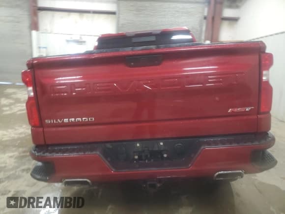 ✅ 2020 Chevrolet Silverado 1500 RST • VIN: 3GCUYEED6LG207463 • Lot: 48338084. Wystawiony na Copart z przebiegiem 104 636 mil. Bezpłatny archiwum sprzedaży aukcyjnych z USA i szczegółowy raport historii pojazdu na DreamBid. Zdjęcie 6.