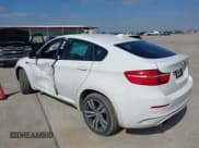 ✅ 2014 BMW X6 M • VIN: 5YMGZ0C51E0C40719 • Лот: 41567554. Опубликован ранее на IAAI с пробегом 110 128 миль. Бесплатный доступ к архиву аукционных продаж из США и подробный отчёт об истории автомобиля на DreamBid. Изображение 3.