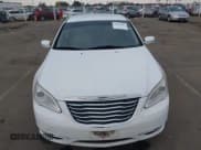 ✅ 2011 Chrysler 200 LX • VIN: 1C3BC4FB9BN553725 • Lot: 43651405. Listed on IAAI with 144,603 mi. Free auction sales archive from the USA and detailed vehicle history report at DreamBid. Image 12.