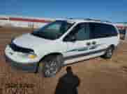 1996 Dodge Caravan SE с VIN 1B4GP44R9TB246111, выставлен на аукционе Copart как лот 49810925 с пробегом Не указан миль и Чистый • Clean title. История ставок и продаж доступна на DreamBid. Изображение 1.