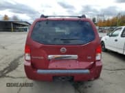 ✅ 2005 Nissan Pathfinder SE • VIN: 5N1AR18W15C755510 • Lot: 89640125. Wystawiony na Copart z przebiegiem Nie podano. Bezpłatny archiwum sprzedaży aukcyjnych z USA i szczegółowy raport historii pojazdu na DreamBid. Zdjęcie 6.