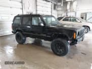 ✅ 1998 Jeep Cherokee Sport • VIN: 1J4FJ68SXWL281659 • Лот: 42208563. Опубликован ранее на IAAI с пробегом 203 992 миль. Бесплатный доступ к архиву аукционных продаж из США и подробный отчёт об истории автомобиля на DreamBid. Изображение 1.