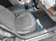 ✅ 1999 Lincoln Continental • VIN: 1LNHM97V5XY630004 • Лот: 42434619. Опубликован ранее на IAAI с пробегом 175 458 миль. Бесплатный доступ к архиву аукционных продаж из США и подробный отчёт об истории автомобиля на DreamBid. Изображение 5.