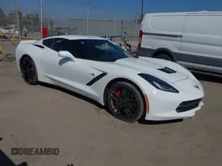 2017 Chevrolet Corvette Z51 3LT z VIN 1G1YM2D72H5119735, wystawiony jako IAAI lot #43405628 z przebiegiem 19 082 mil mil oraz . Historia ofert i sprzedaży dostępna na DreamBid. Obrazek 1.