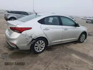 ✅ 2018 Hyundai Accent SE • VIN: 3KPC24A3XJE018067 • Lot: 37525664. Wystawiony na Copart z przebiegiem 86 691 mil mil. Skorzystaj z bezpłatnego archiwum sprzedaży aukcyjnych z USA i zobacz szczegółowy raport historii pojazdu na DreamBid. Zdjęcie 3.