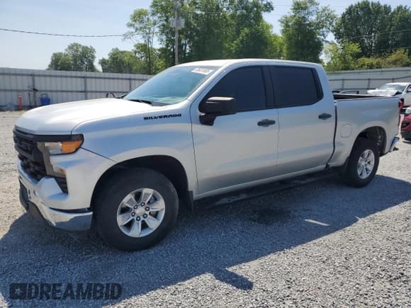 ✅ 2022 Chevrolet Silverado 1500 Work Truck • VIN: 1GCPAAEK9NZ556967 • Lot: 53631065. Wystawiony na Copart z przebiegiem 49 014 mil. Bezpłatny archiwum sprzedaży aukcyjnych z USA i szczegółowy raport historii pojazdu na DreamBid. Zdjęcie 1.